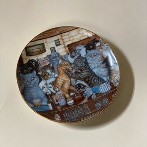 Vintage Cat plate last orders